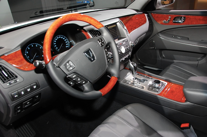 Illustration for article titled Hyundai Equus: A High-Priced Hyundai Not For Us